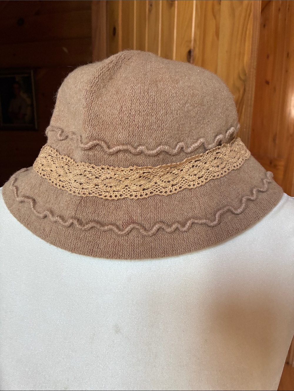 Vintage wool crochet Grannycore hat